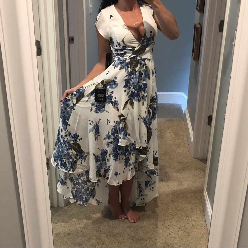 Lulus blue floral dress